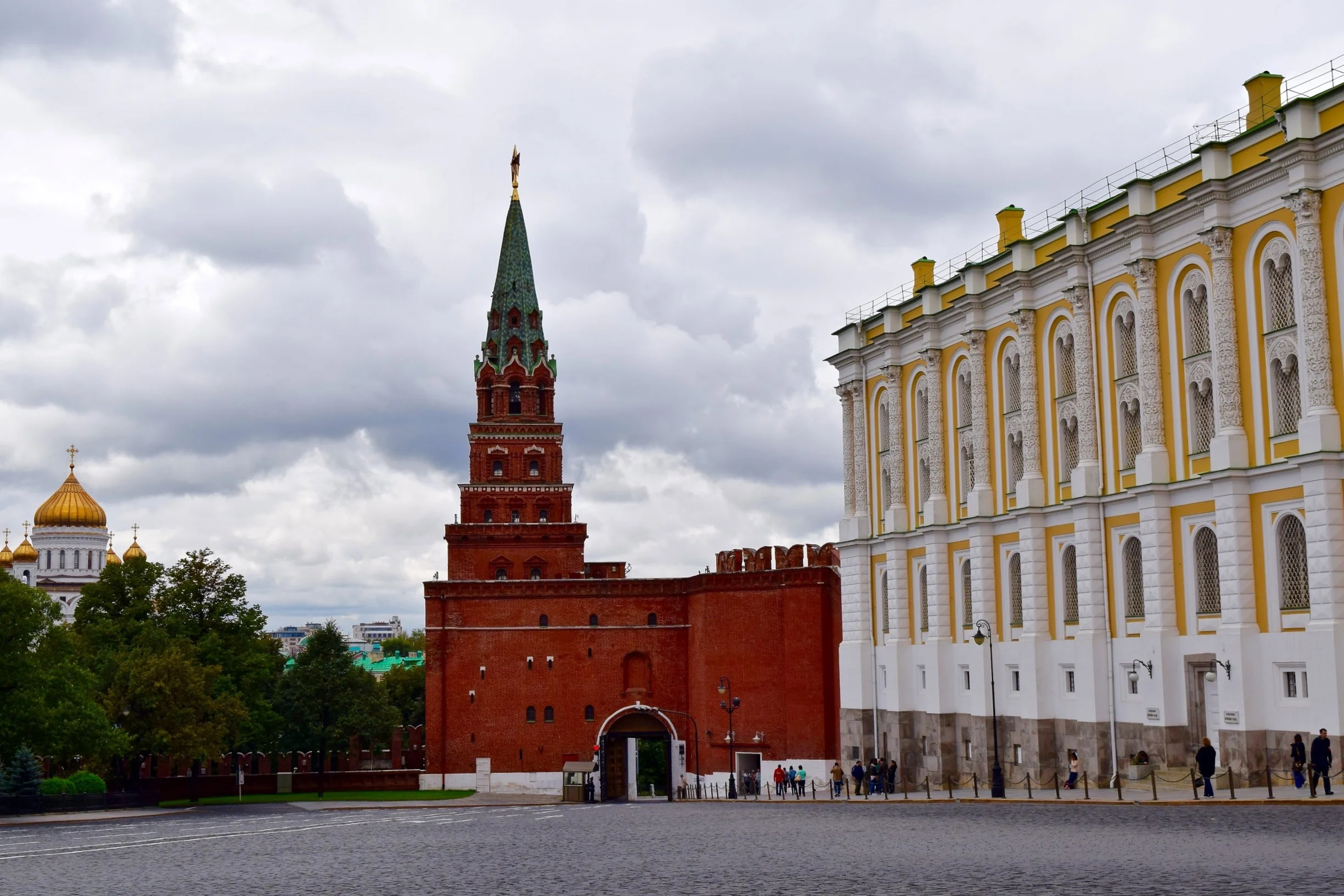 кремль москва музеи